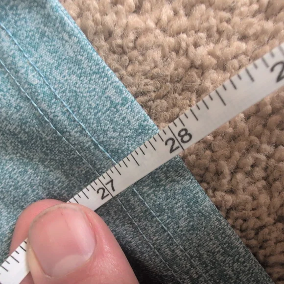 Huk Men's Blue Performance Fishing Shirt - Picture 5 of 5